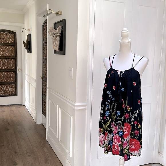 Umgee Dresses & Skirts - Umgee Womens Summer Dress Mini Floral Size M Cotton blend boxy spaghetti strap